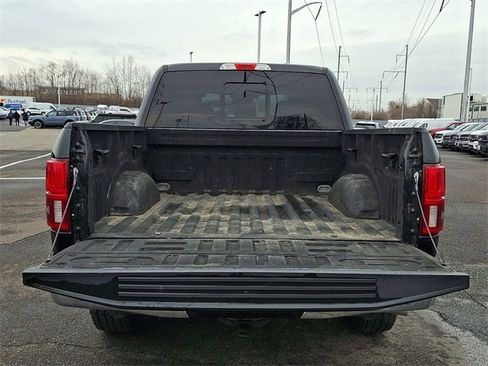 Certified 2018 Ford F150 Lariat image 28
