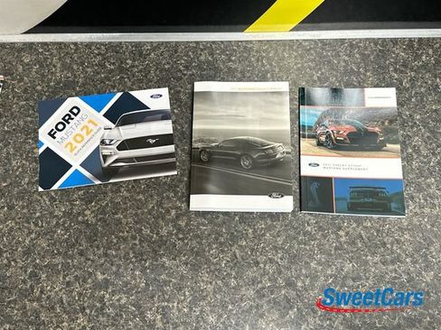 Used 2021 Ford Mustang Shelby GT500 w/ Technology Package RWD image 51