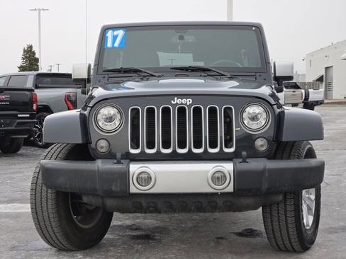 Used 2017 Jeep Wrangler Unlimited Sahara w/ Quick Order Package 24E Chief image 10