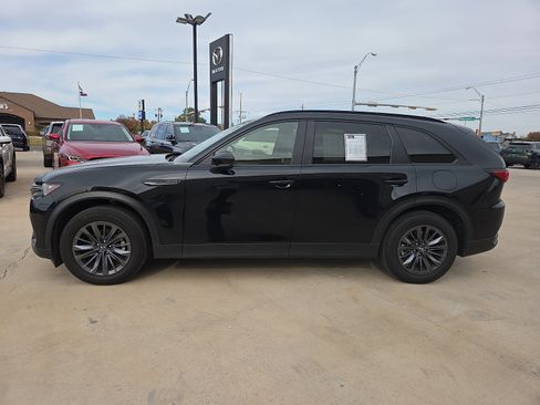 Used 2025 MAZDA CX-70 3.3 Turbo w/ Preferred Package image 3