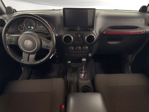 Used 2012 Jeep Wrangler Unlimited Sport AWD/4WD image 19