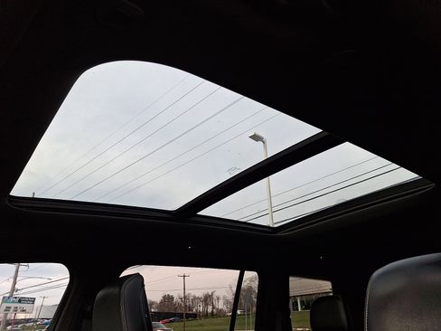 Used 2022 Jeep Grand Cherokee L Overland image 13