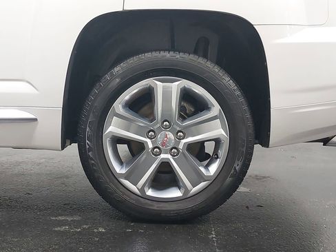 Used 2016 GMC Terrain Denali image 34