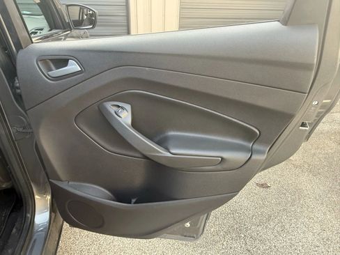 Used 2013 Ford Escape SE image 18