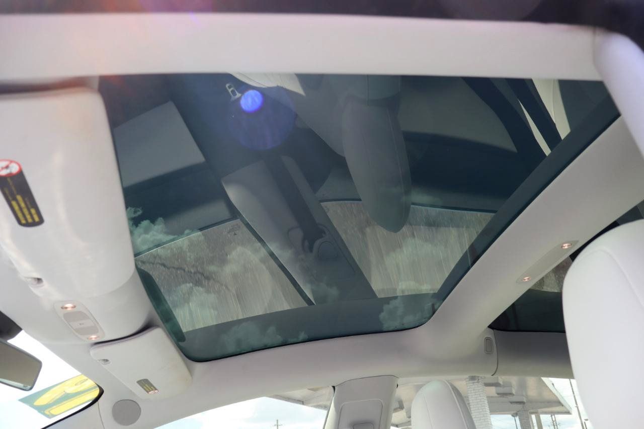 Used 2019 Tesla Model 3 Performance AWD/4WD image 15