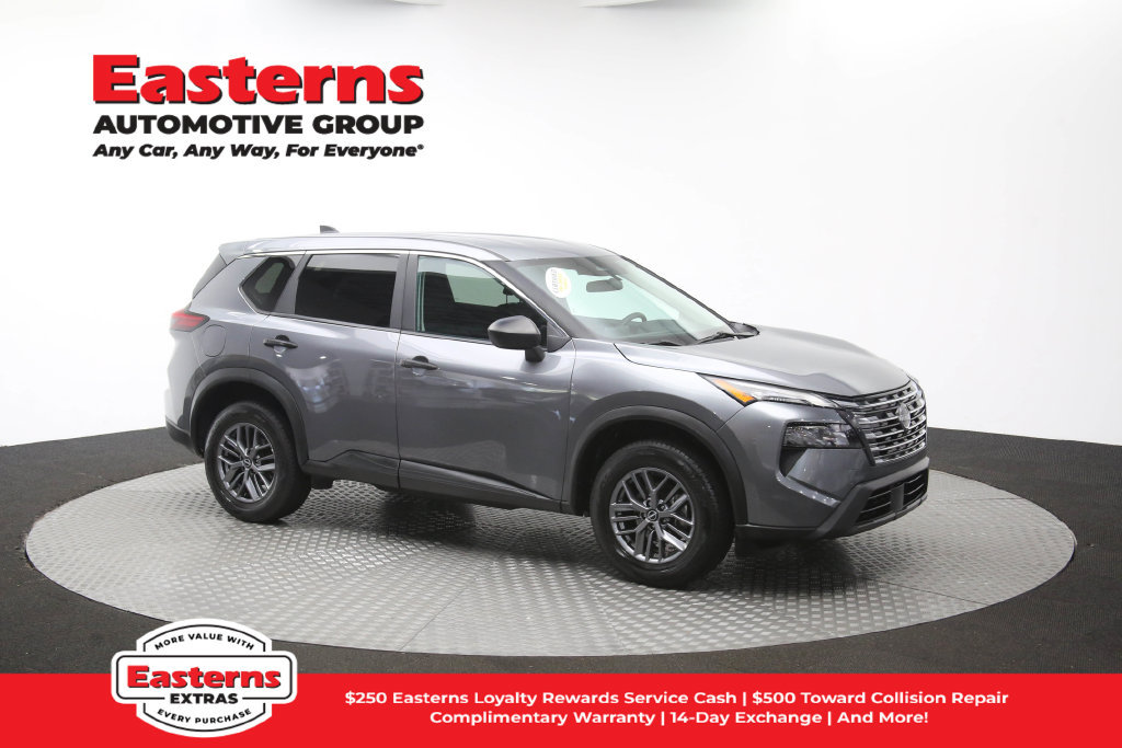 Used 2024 Nissan Rogue S AWD/4WD image 47