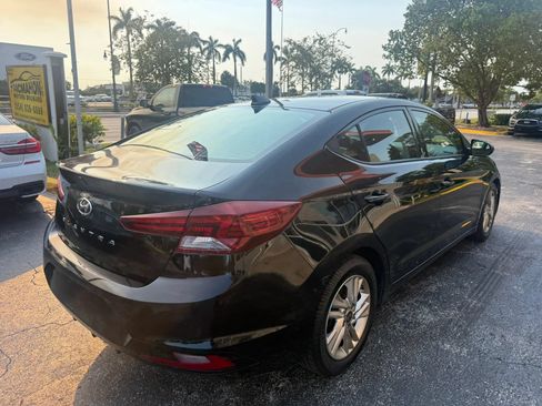 Used 2020 Hyundai Elantra Value Edition w/ Cargo Package (C1) FWD image 4