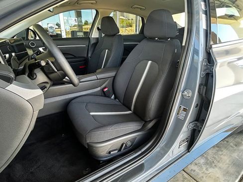 Used 2025 Hyundai Sonata SEL FWD image 15