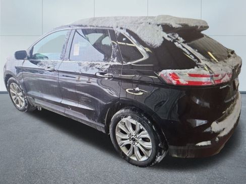 Used 2023 Ford Edge Titanium image 5