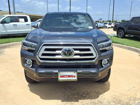 Used 2023 Toyota Tacoma Limited RWD image 5