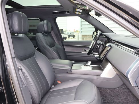 Certified 2025 Land Rover Range Rover SE AWD/4WD image 30