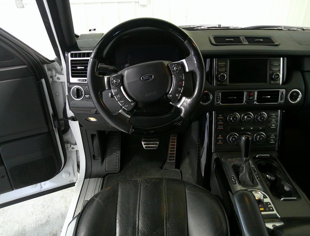 Used 2012 Land Rover Range Rover Supercharged AWD/4WD image 18