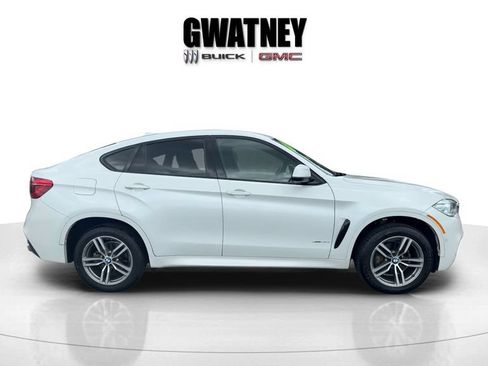 Used 2018 BMW X6 xDrive35i w/ M Sport Package AWD/4WD image 2