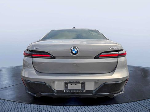 New 2026 BMW 740i xDrive w/ Executive Package AWD/4WD image 5