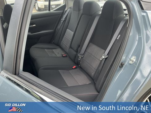 New 2025 Nissan Sentra SR w/ Trunk Package image 10