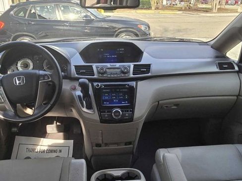Used 2016 Honda Odyssey EX-L image 14