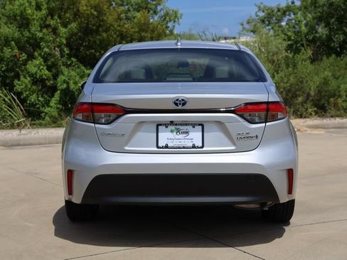 Used 2023 Toyota Corolla XLE FWD image 7