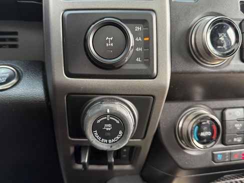 Used 2020 Ford F150 Raptor w/ Equipment Group 802A Luxury image 33