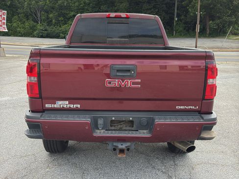 Used 2015 GMC Sierra 2500 Denali AWD/4WD image 6