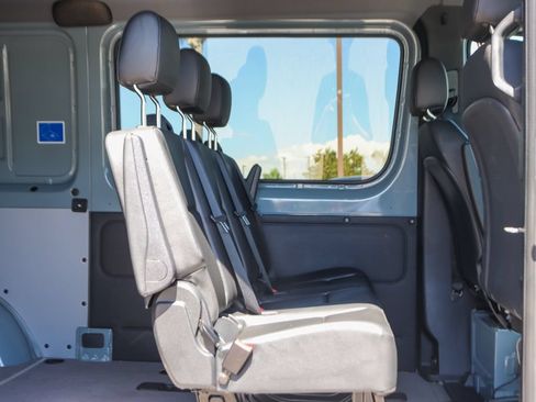 Used 2025 Mercedes-Benz Sprinter 2500 image 14