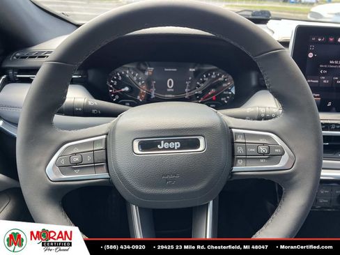 Used 2023 Jeep Compass Limited AWD/4WD image 17
