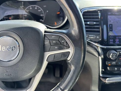 Used 2020 Jeep Grand Cherokee Altitude image 24