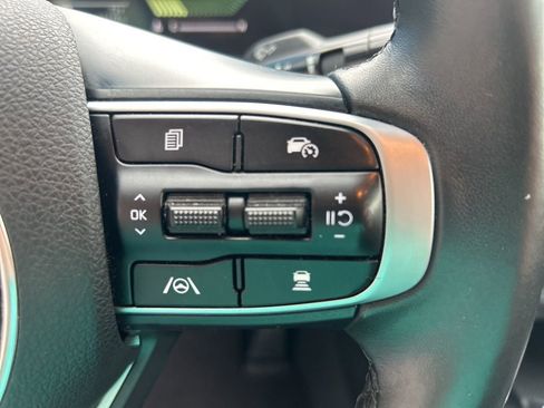 Used 2025 Kia K5 GT-Line AWD/4WD image 12