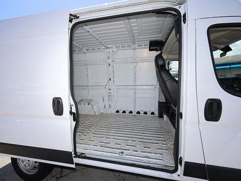 Used 2020 RAM ProMaster 2500 FWD image 14