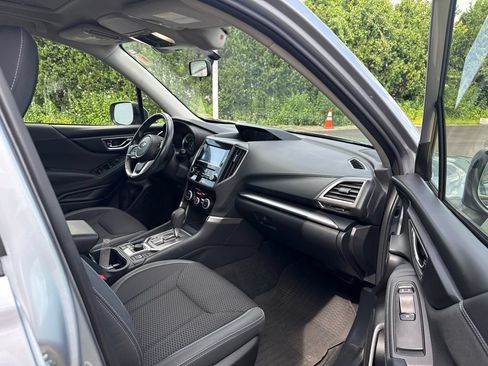 Used 2021 Subaru Forester Premium AWD/4WD image 16