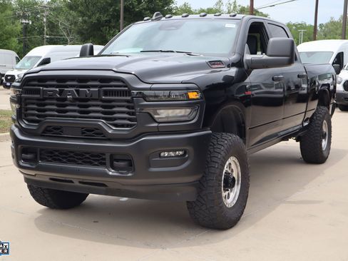 Used 2025 RAM 2500 Tradesman AWD/4WD image 10