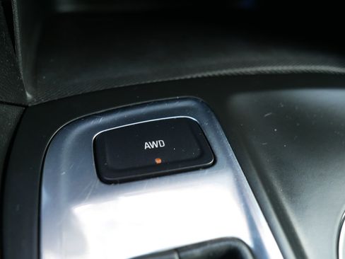 Used 2018 Chevrolet Equinox LT AWD/4WD image 32