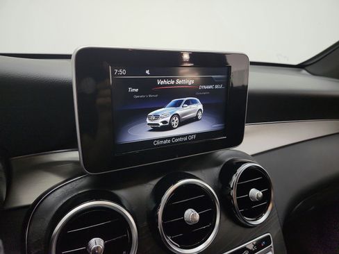 Used 2019 Mercedes-Benz GLC 300 image 12