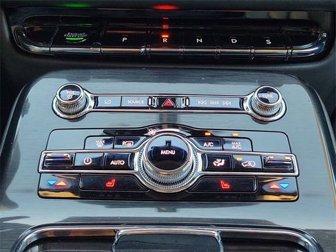 Certified 2023 Lincoln Nautilus AWD w/ Premium Package image 22