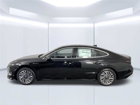 Used 2026 Hyundai Sonata SEL FWD image 14