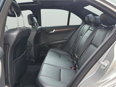 Used 2013 Mercedes-Benz C 300 4MATIC Sedan image 17