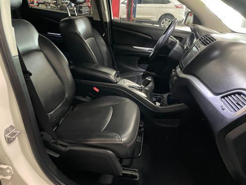 Used 2016 Dodge Journey R/T w/ Driver Convenience Group AWD/4WD image 16