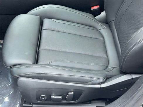 Used 2025 BMW i4 eDrive40 image 41