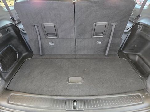 Used 2023 Jeep Grand Cherokee L Limited w/ Luxury Tech Group II RWD image 33