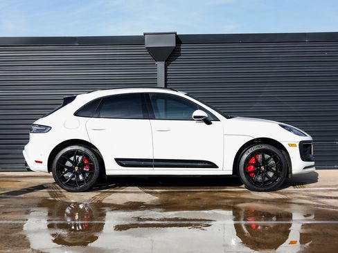 Certified 2022 Porsche Macan GTS image 8