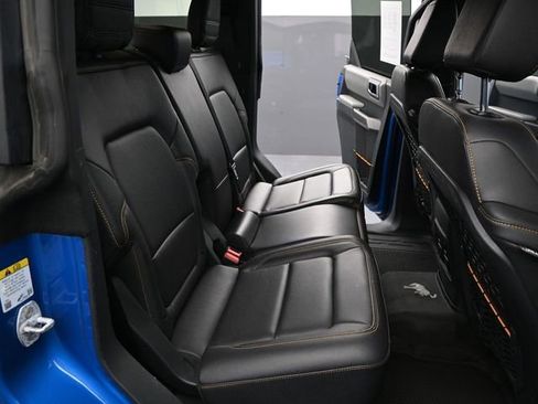 Used 2021 Ford Bronco Badlands image 16