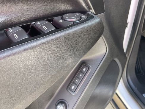 Used 2024 Chevrolet Equinox Premier w/ Redline Edition FWD image 15