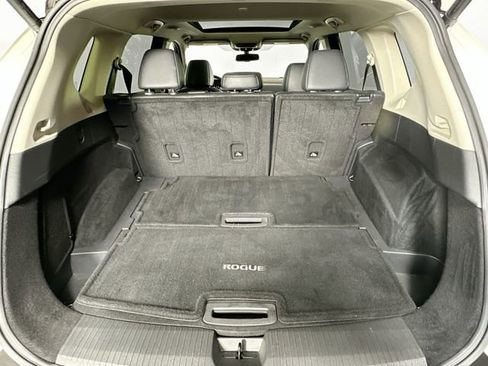 Used 2023 Nissan Rogue SL w/ SL Premium Package image 31