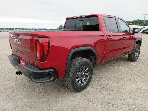 New 2026 GMC Sierra 1500 AT4X w/ LPO, Black Badging Package AWD/4WD image 5