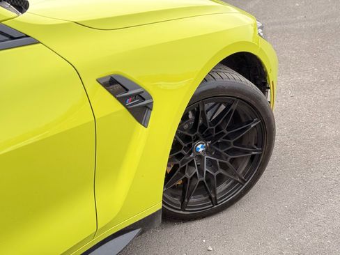 Used 2022 BMW M4 Competition w/ M Carbon Exterior Package image 73