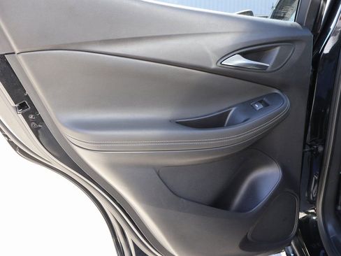 Used 2024 Buick Encore GX Sport Touring image 16