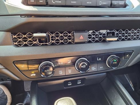 Used 2024 Honda Accord EX image 9