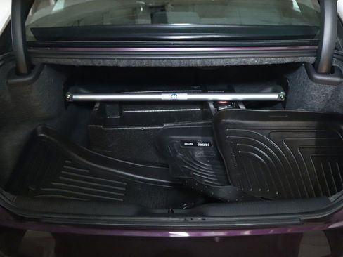 Used 2020 Dodge Charger R/T w/ Blacktop Package image 33