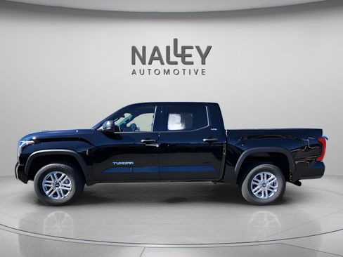 New 2025 Toyota Tundra SR image 3