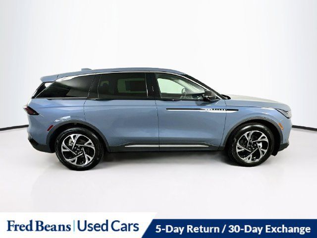 Used 2026 Lincoln Nautilus Premier w/ Equipment Group 102A AWD/4WD image 10