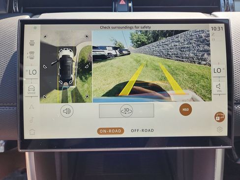 New 2026 Land Rover Discovery Sport Landmark AWD/4WD image 22
